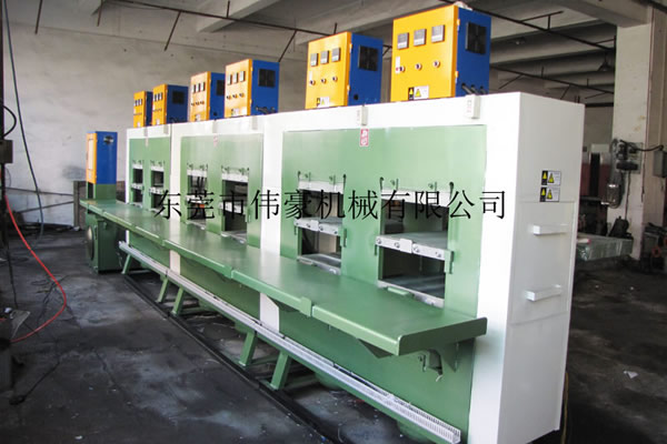 油壓機(jī)上是否要有安全防護(hù)裝置？